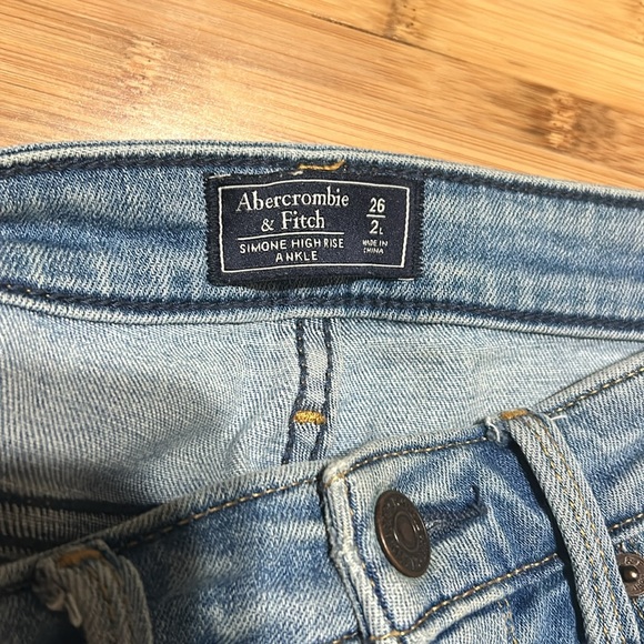 Abercrombie & Fitch Jeans - Picture 2 of 5